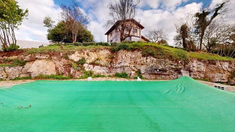 Foto 3a87ff7d-abf2-4fcc-bda8-6d130e10a50b. Casa amb calefacció aparcament piscina a Tolosa