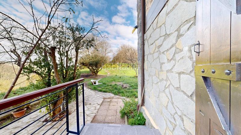 Foto 3f5a76d7-cb9e-4689-8369-df5f99b36bb7. Casa amb calefacció aparcament piscina a Tolosa