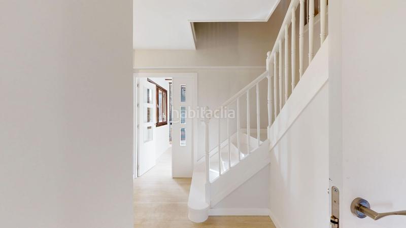 Foto 43bec00e-5eb1-44a9-b621-46639d662b3b. Casa amb calefacció aparcament piscina a Tolosa