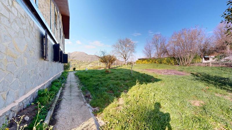 Foto 4c41b55b-bc55-44ef-9929-03cb8879251f. Casa amb calefacció aparcament piscina a Tolosa