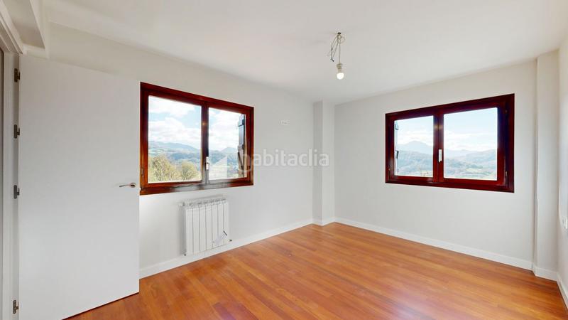 Foto 5cf23f1b-0ff2-434e-9a5c-1e99be3bfab2. Casa amb calefacció aparcament piscina a Tolosa