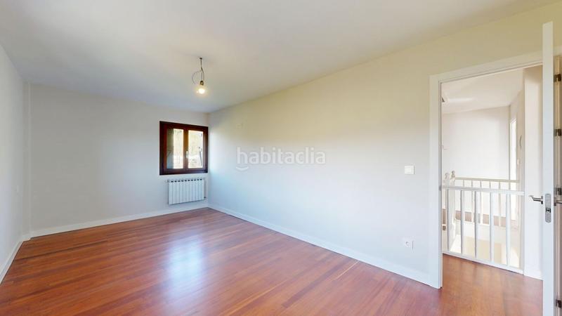 Foto dbb6b529-d87d-4d6b-8990-f686d8cbf57e. Casa amb calefacció aparcament piscina a Tolosa