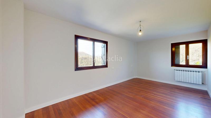 Foto e4a32ce5-64c9-4682-83a1-82c8fd884bc8. Casa amb calefacció aparcament piscina a Tolosa