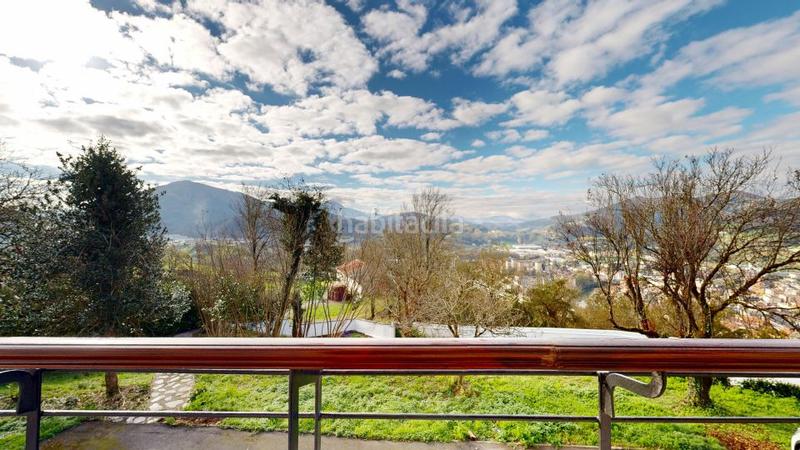 Foto e99683c2-4988-4409-81f8-2d2197d5fef0. Casa amb calefacció aparcament piscina a Tolosa