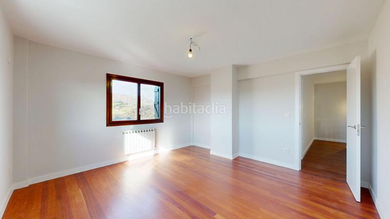 Foto f3cafc78-9d73-4b9d-837a-53ddddfc9753. Casa amb calefacció aparcament piscina a Tolosa