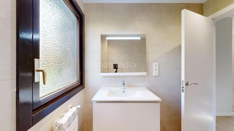 Foto f8f73d01-4537-4c69-a3b9-43dd79aa811e. Casa amb calefacció aparcament piscina a Tolosa