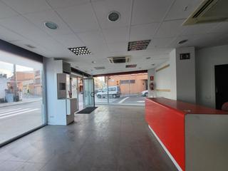 Lloguer Local Comercial  Comptat d´osona. Alquiler de local comercial en vic