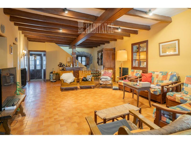 Foto a60c8627-1110-4091-b4c2-a66ba5f759ab. Casa amb calefacció a Prats de Lluçanès