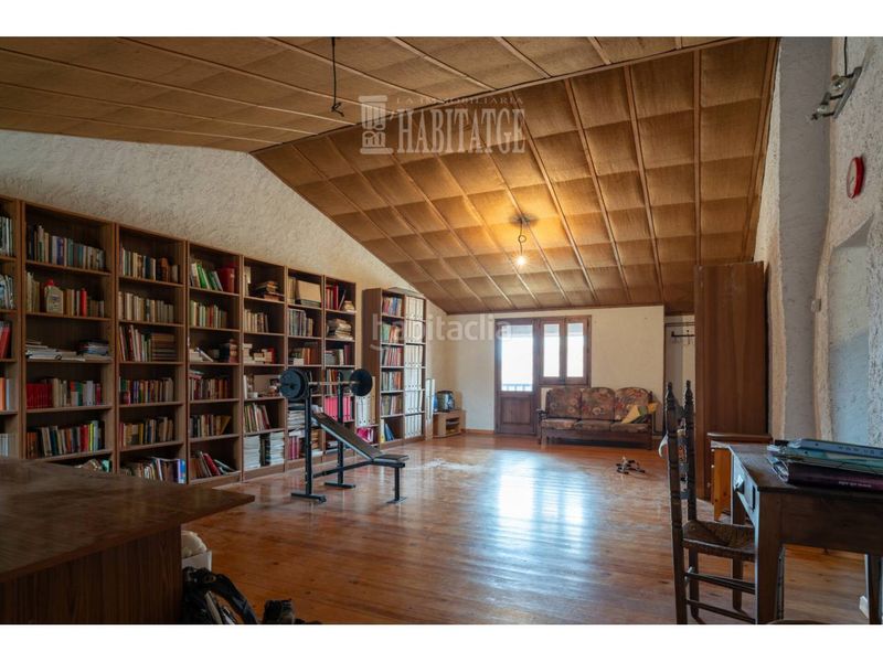 Foto b7f7f2e1-8497-425d-a2b9-d362cf2a735b. Casa amb calefacció a Prats de Lluçanès