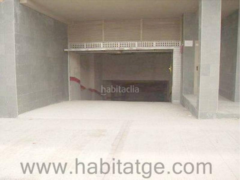 Foto 9bdede59-d2dc-468e-a4d1-aed2af590c22. Aparcament cotxe a Caputxins-Ambulatori Vic