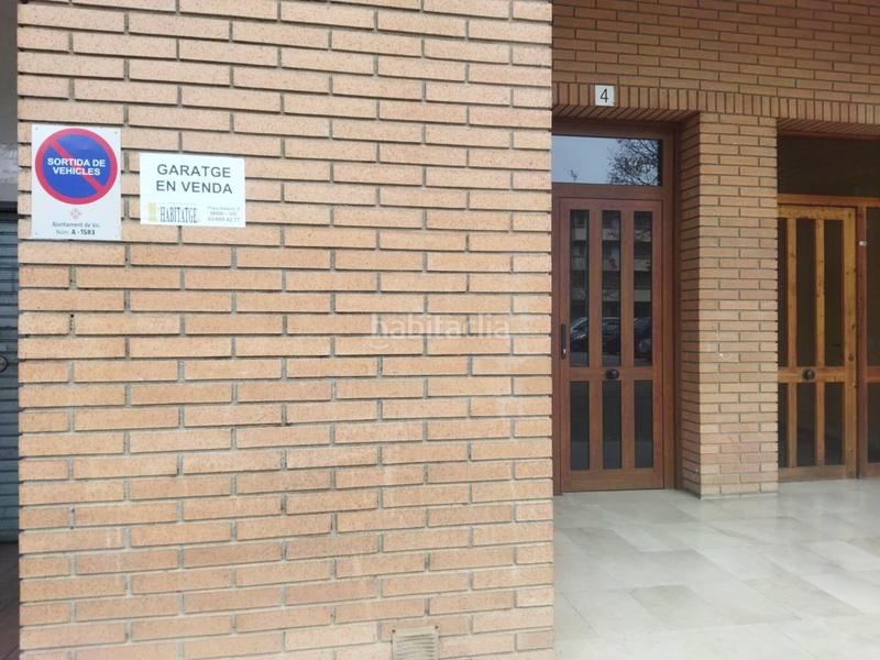 Foto 931ae018-af00-4e2c-8b1c-9a97e3842883. Parking coche parking en venta en caputxinssanta clarahospital en Vic