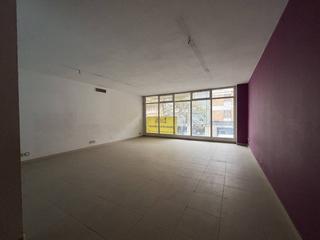 Lloguer Local Comercial a Nord. Alquiler de local comercial en vic  nordel sucreuniversitat