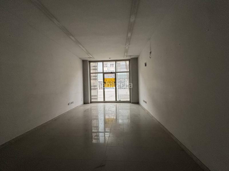 Foto 7b69e0cc-4781-4d3e-9f1f-457bbb553c91. Lloguer local comercial a Nord Vic