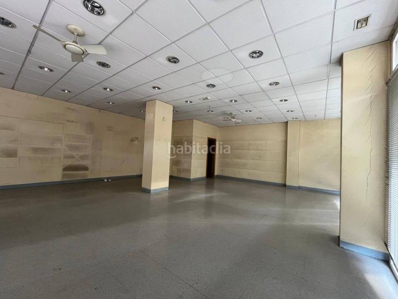 Foto 2cb2bced-746c-451c-bf39-80bcb873e224. Local commercial dans Caputxins-Ambulatori Vic