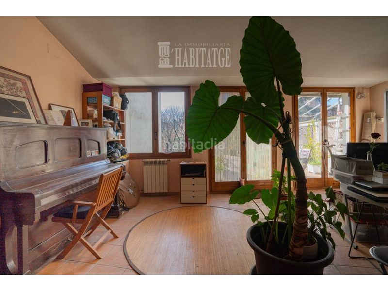 Foto 19cf93d1-0ca6-4901-9f6d-49f7d73c328c. Dúplex amb calefacció a Centre Vic