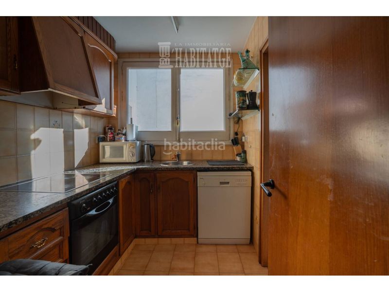 Foto 7de7a34a-c5f4-4f2c-877e-2d72926c9fce. Dúplex amb calefacció a Centre Vic