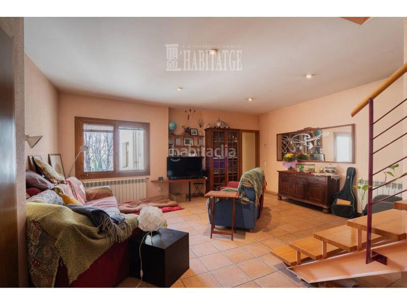 Foto c9e60215-306a-470b-819a-ef8b8de92479. Dúplex amb calefacció a Centre Vic