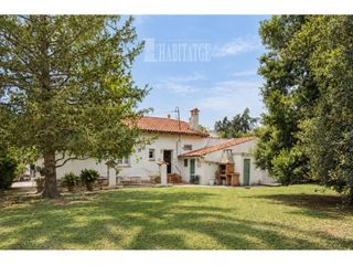 Maison  Avenida jaume balmes. Casa en venta en sant julià