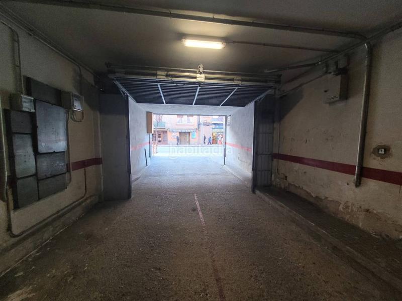 Foto 30b500e0-2d8b-4a33-95aa-469773a3f6d5. Parking coche parking en venta en Estadi-Santa Anna Vic