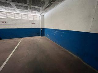 Aparcament cotxe  Sant antoni. Parking en venta en vic