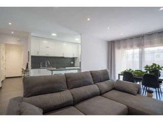Pis  Pare manuel cazador. Piso en venta en sant julià de vilatorta