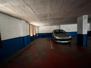 Aparcament cotxe  Sant antoni. Parking en venta en vic