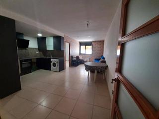Appartement  Batlle serrallonga. Piso en venta en sant hipòlit de voltregà