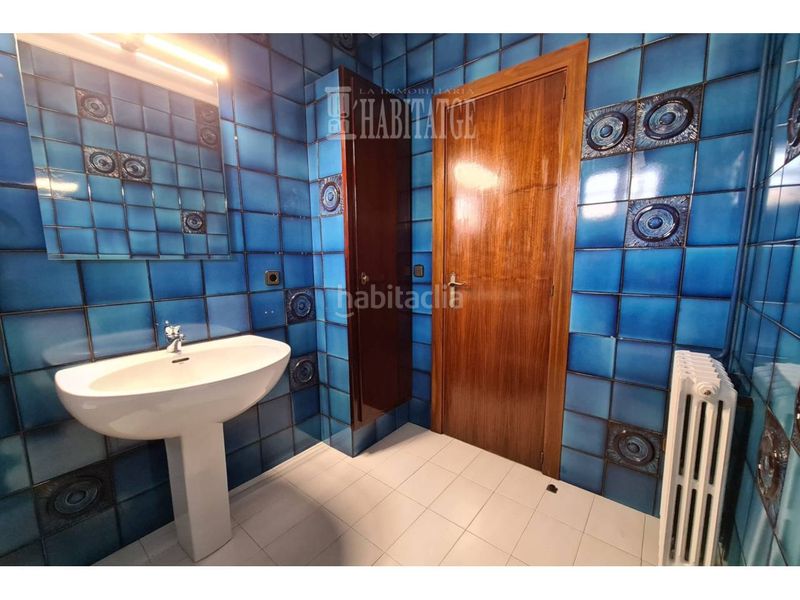 Foto 4830b631-9451-4eca-8c10-25675b62a08b. Piso  en venta en Estadi-Santa Anna Vic