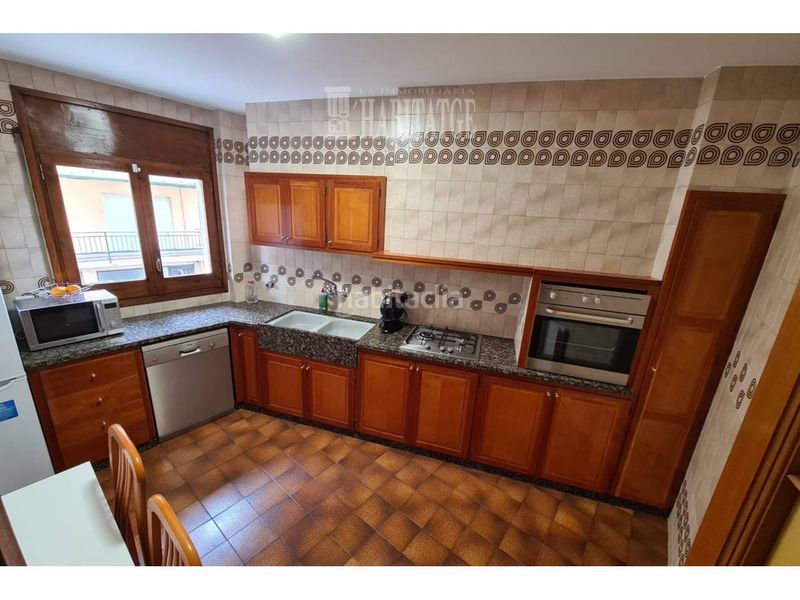 Foto e1f7005c-3241-43f9-b449-da04691ee614. Piso  en venta en Estadi-Santa Anna Vic