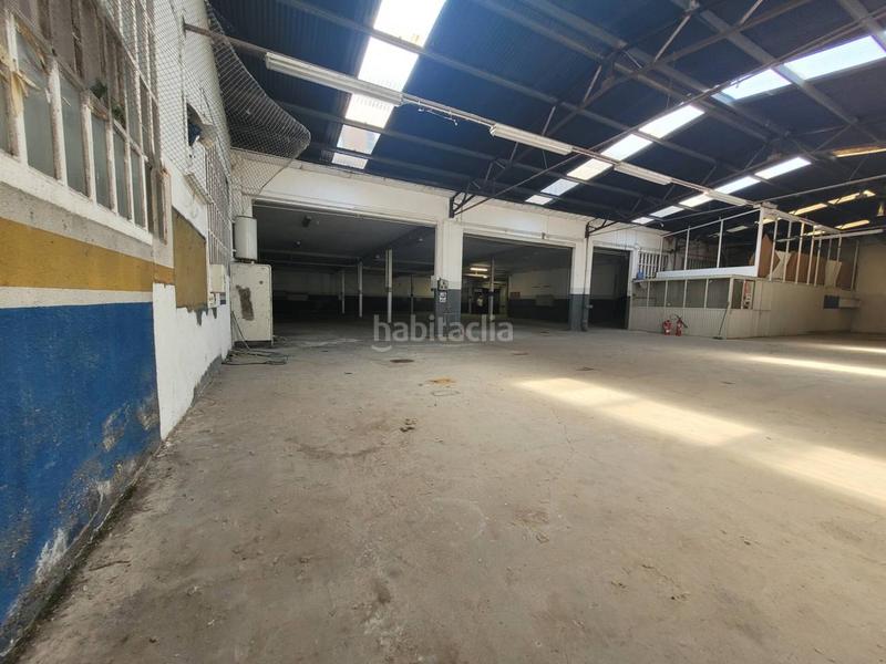 Foto cfca170d-7b6a-4bed-8892-a8f097a5867b. Capannone industriale in Torelló