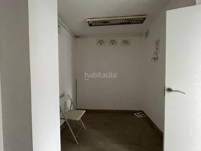 Foto 86cda89c-f0ee-42ef-b52a-8a501bb838c6. Local comercial local en venta en Centre Vic