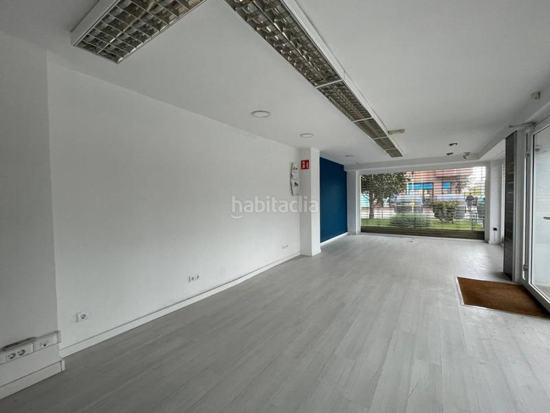 Foto a74c97d7-7685-4212-8ad7-38756a9e3086. Local comercial local en venta en Centre Vic