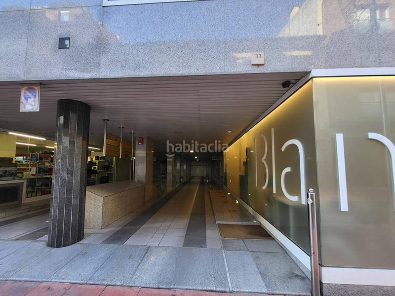 Foto 0964869d-f18b-44b5-9760-c78faffadc6a. Posto auto in Centre Vic