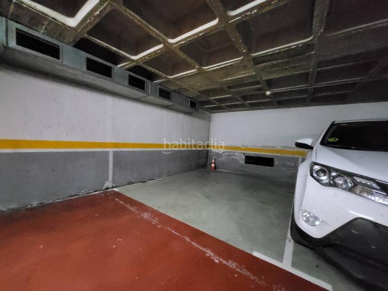 Foto 1c8cdcc4-057d-48f0-8a4b-49233e557b96. Posto auto in Centre Vic