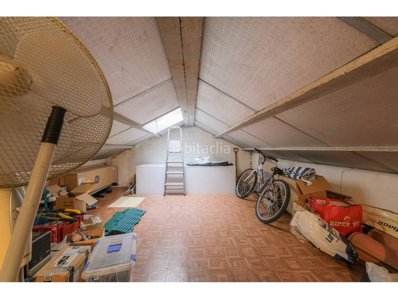 Foto 0880dda5-2537-4f6c-a987-a065bbd52e1d. Casa amb calefacció aparcament a Estadi-Santa Anna Vic