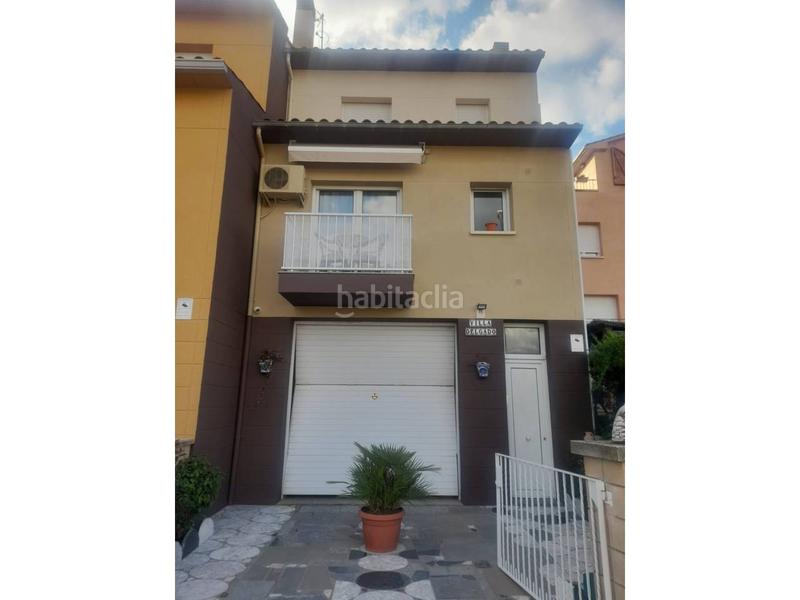 Foto 0f5bbbb7-e5f7-47a3-a898-84391b0e4706. Casa amb calefacció aparcament a Estadi-Santa Anna Vic