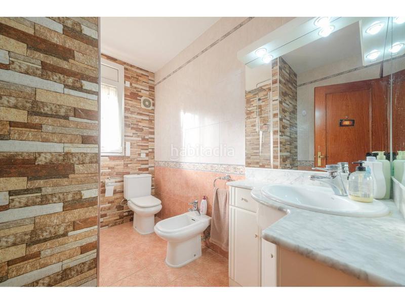 Foto 109cd5d7-2b56-49f0-a662-98939ce121c9. Casa amb calefacció aparcament a Estadi-Santa Anna Vic