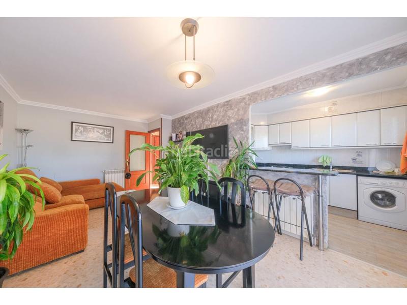 Foto 19ff9871-b252-425f-984d-229f9c6a6cf3. Casa amb calefacció aparcament a Estadi-Santa Anna Vic