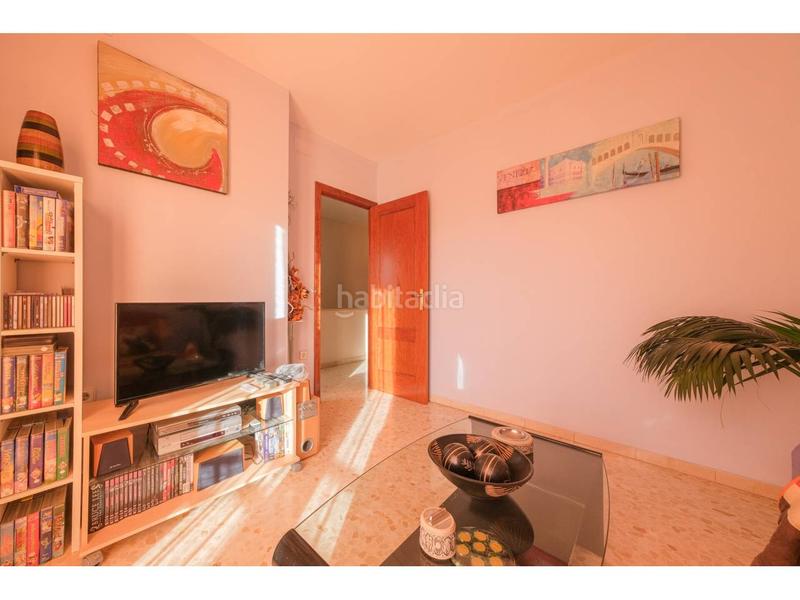 Foto 3f2c863c-fc0e-4961-8d51-593f06b7f50f. Casa amb calefacció aparcament a Estadi-Santa Anna Vic