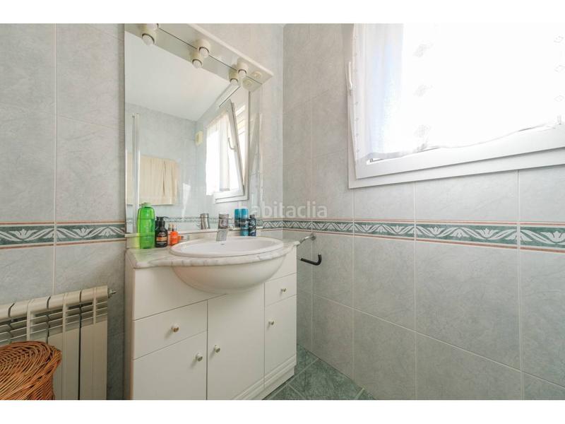 Foto be48bfe7-f34b-4dcd-9459-6a62cf823281. Casa amb calefacció aparcament a Estadi-Santa Anna Vic