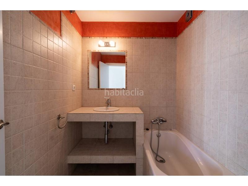 Foto 22429583-1b99-483f-b46d-d9831a1c95d7. Piso  en venta en Estadi-Santa Anna Vic