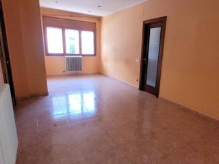 Pis  Industria. Piso en venta en torelló