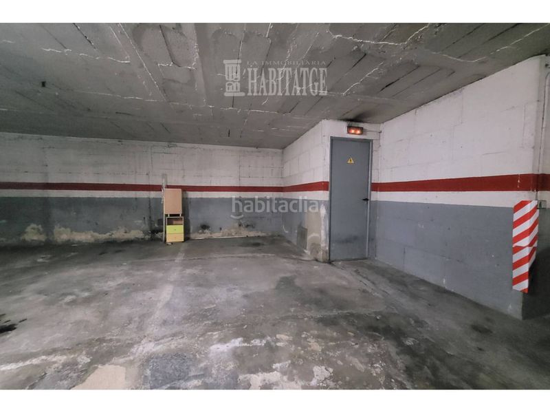 Foto f334b2b7-9520-4b3a-85e0-9360ea1f3e2a. Aparcament cotxe a Estadi-Santa Anna Vic