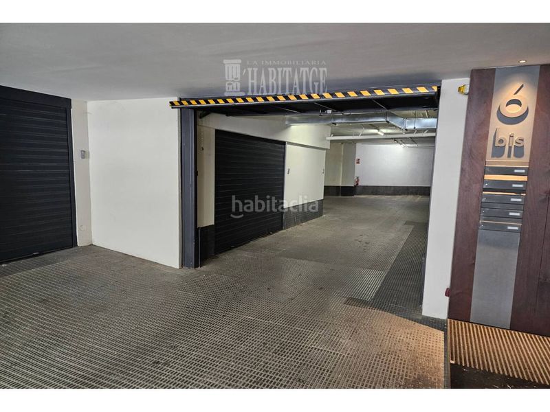 Foto 495dfd01-4587-4f4b-9a53-87a39075da61. Aparcament cotxe a Estadi-Santa Anna Vic