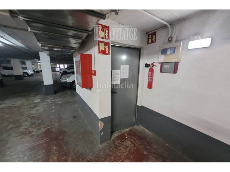 Foto e147d180-1abc-4860-af7a-2a1aa9ef029b. Aparcament cotxe a Estadi-Santa Anna Vic