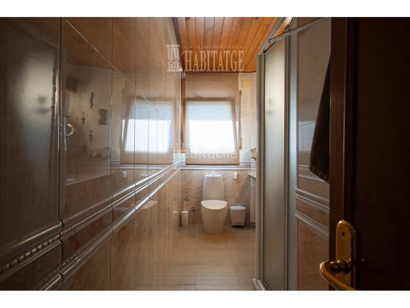 Foto 2c211fae-7478-4c0d-a53e-0f3e71b3348c. Casa amb calefacció aparcament a Tona