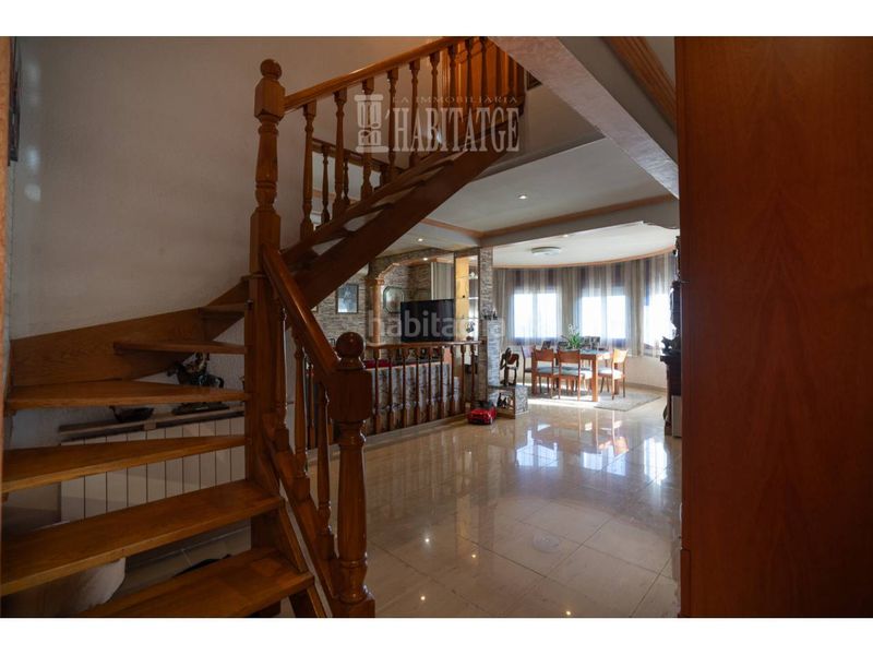 Foto c297d3af-6646-4c96-82df-54f58a2e6cd4. Casa amb calefacció aparcament a Tona