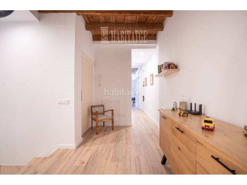 Foto 916473e3-9ba8-4f2d-aba3-ca863a7084d7. Dúplex  en venta en Centre Vic
