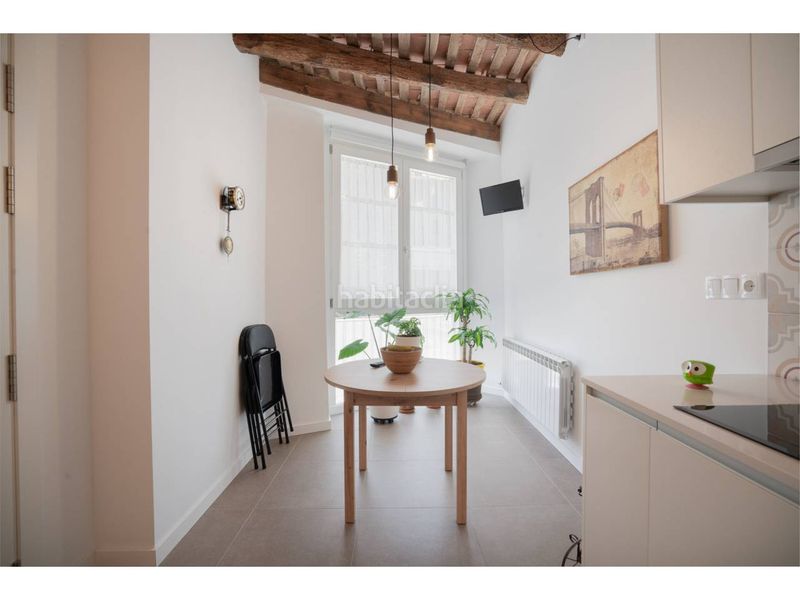 Foto a9e8e097-5cd8-40af-8751-98faf85d6cfd. Dúplex  en venta en Centre Vic