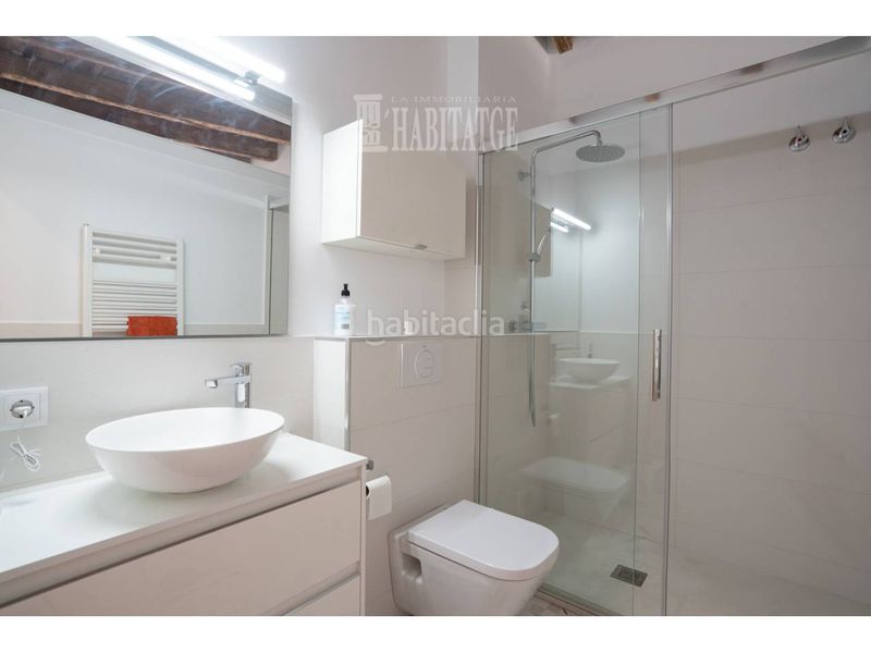 Foto af425a9c-2f50-438b-ad24-d3c718433b25. Dúplex  en venta en Centre Vic